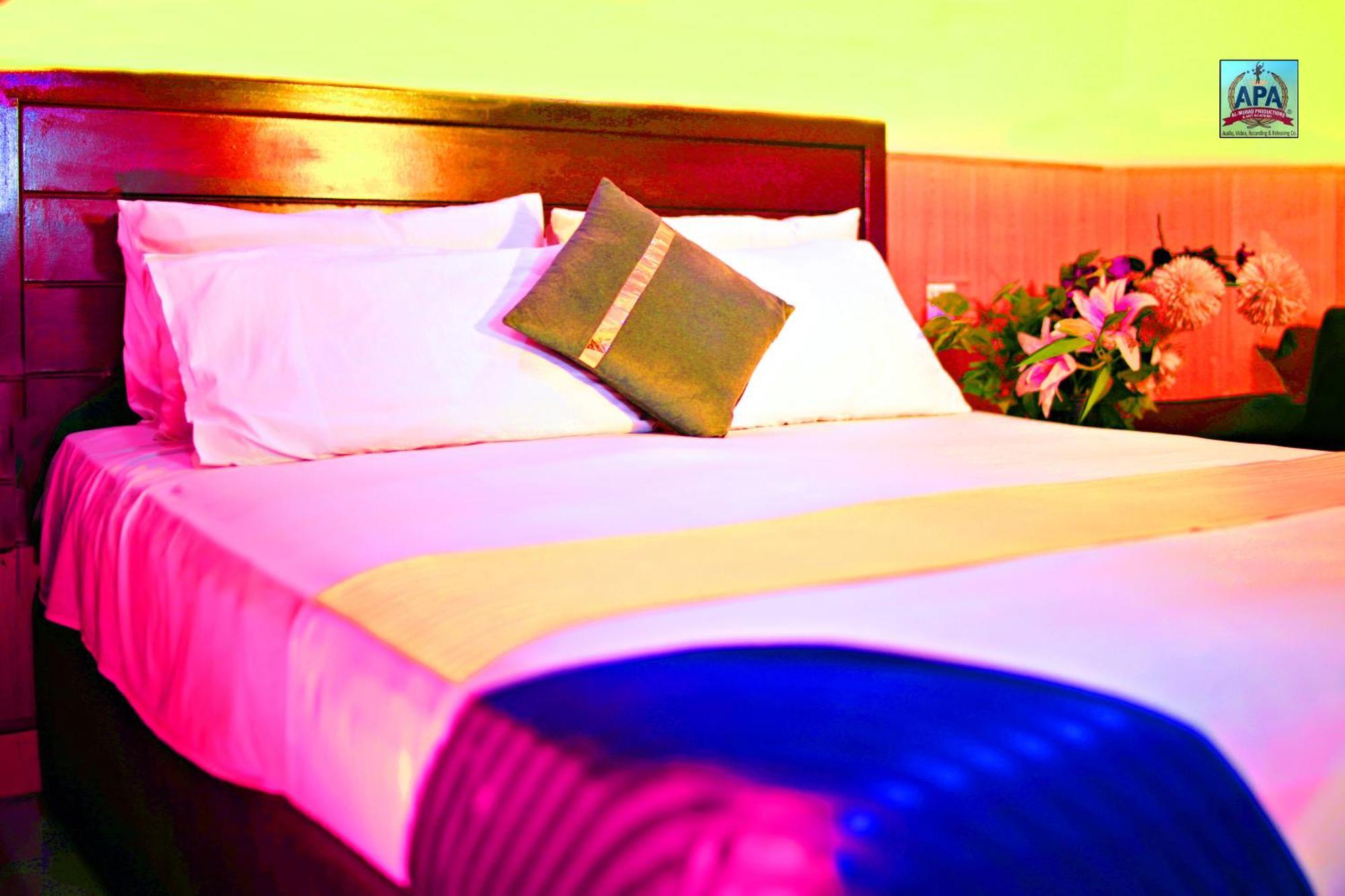 Quick Continental Hotel - Jail Road لاهور المظهر الخارجي الصورة